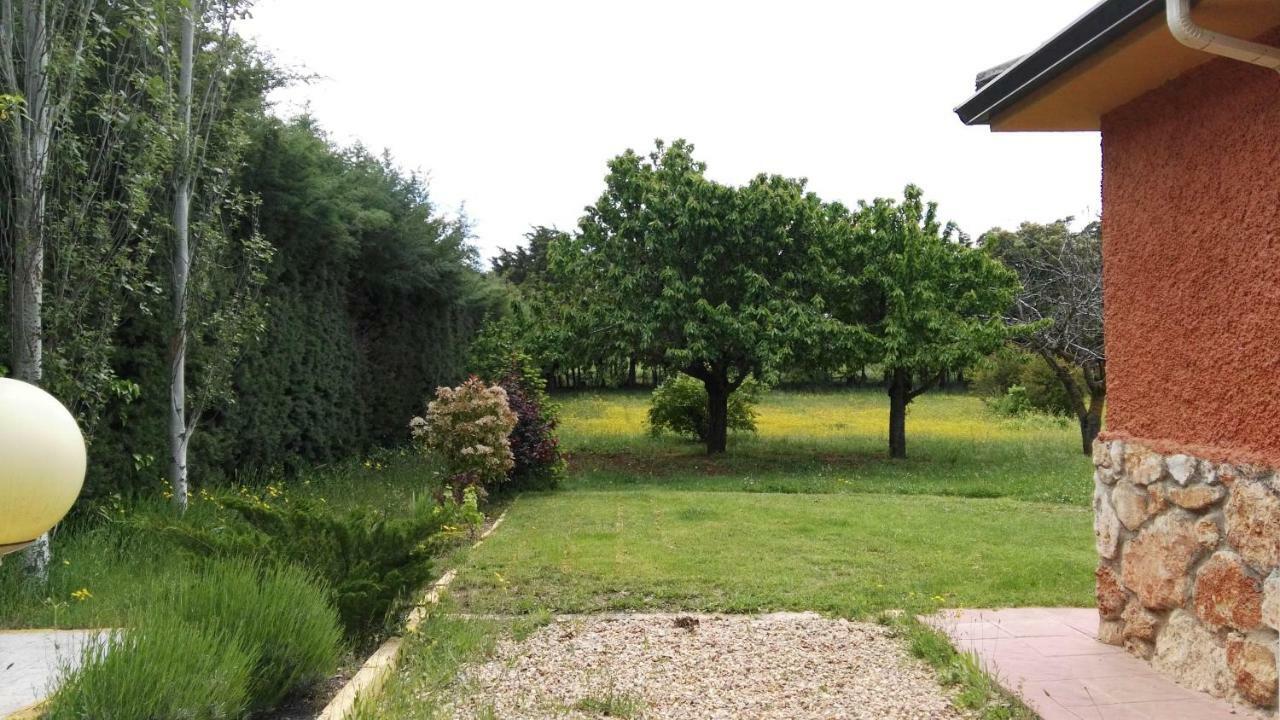 Paz Rural a una hora de Madrid Hontoba Exterior foto